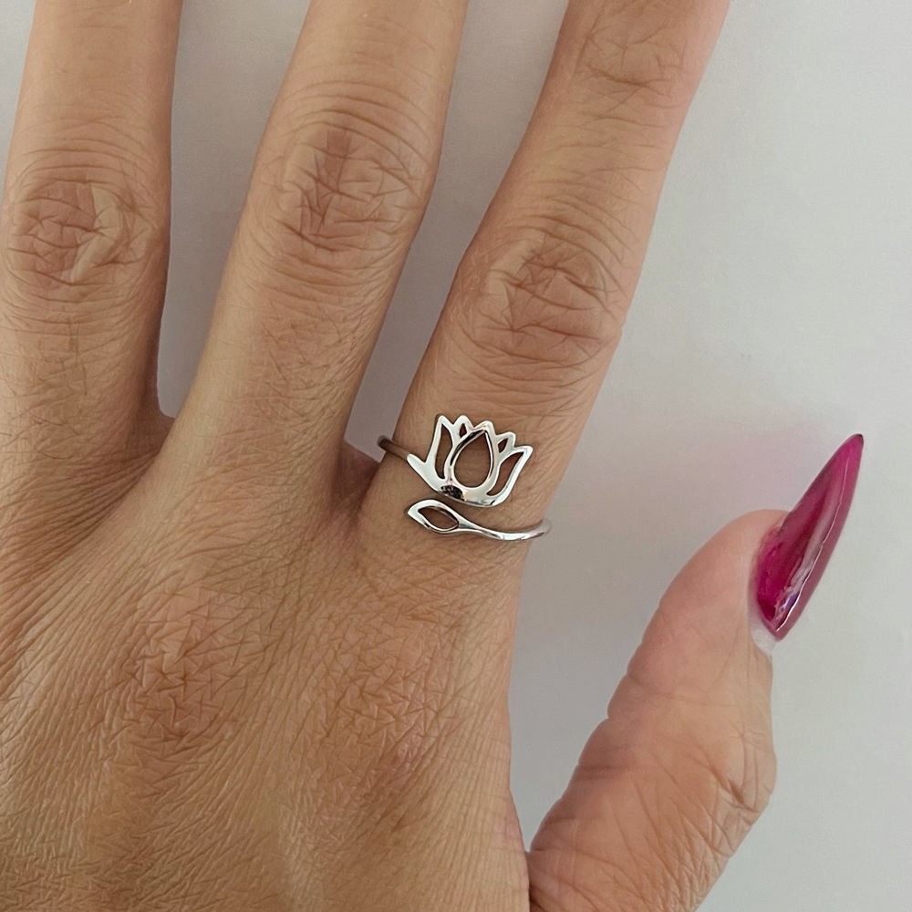 Sterling silver lotus ring, lotus flower ring, flower ring, silver lotus ring